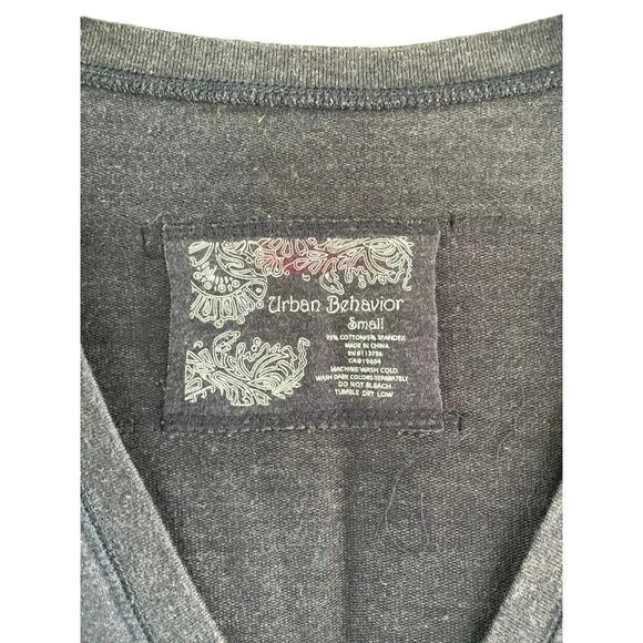 Urban Behavior Women's Gray Long Sleeve Pullover Raglan Sweater Size Small - Picture 3 of 4
